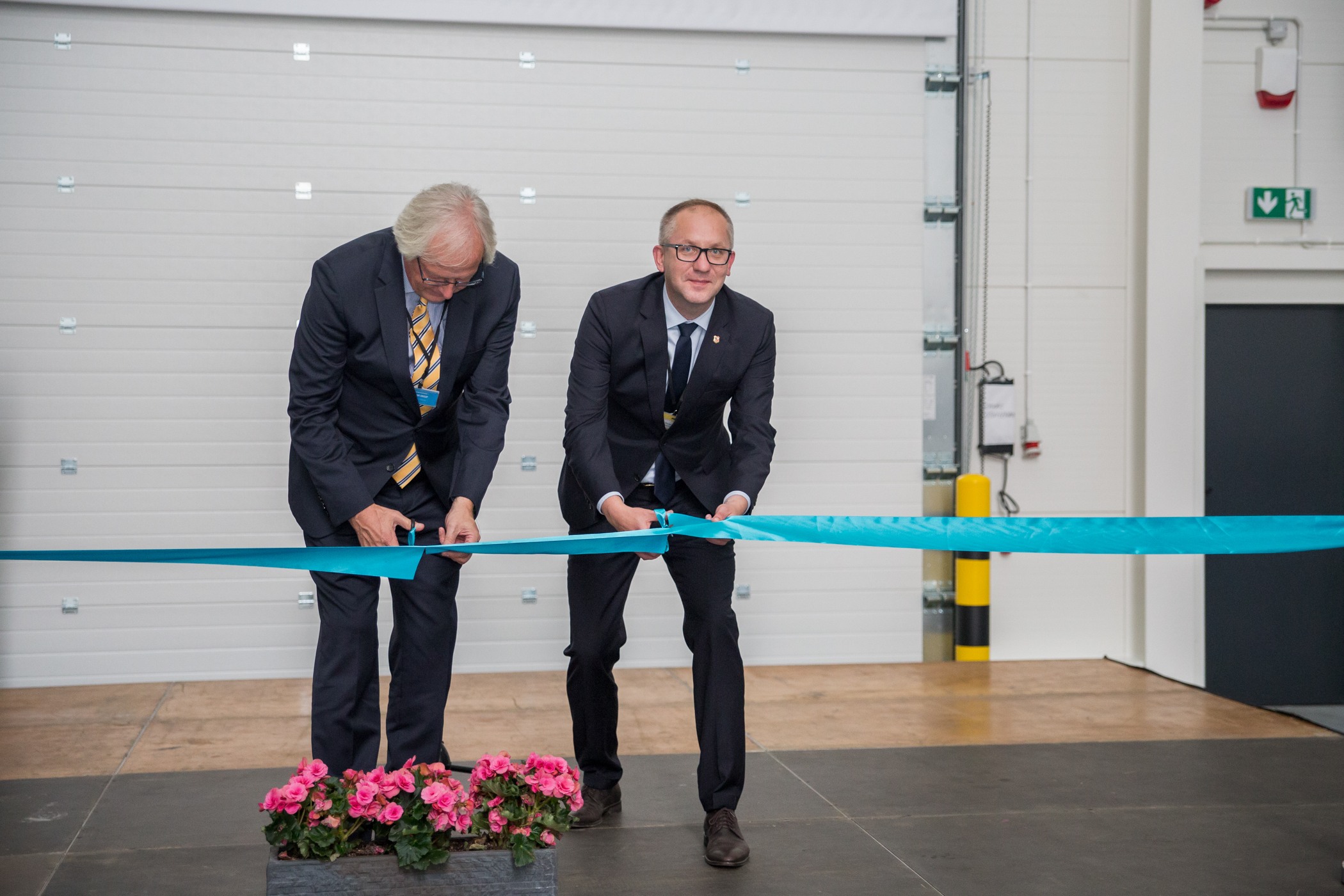 https://vmi-group.com/app/uploads/2017/10/VMI-POLAND-Opening.jpg